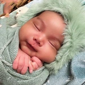 Meet your Posher, Eunice